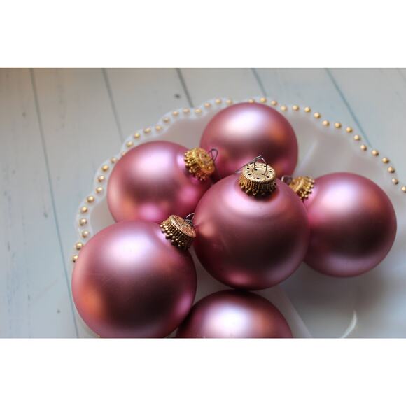 Milk Glass Platter - Picture 10 of 10